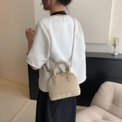 sac crocodile vintage 1960